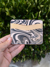 Load image into Gallery viewer, 5-Pocket Marble Dyed Card Case