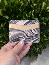 Load image into Gallery viewer, 5-Pocket Marble Dyed Card Case